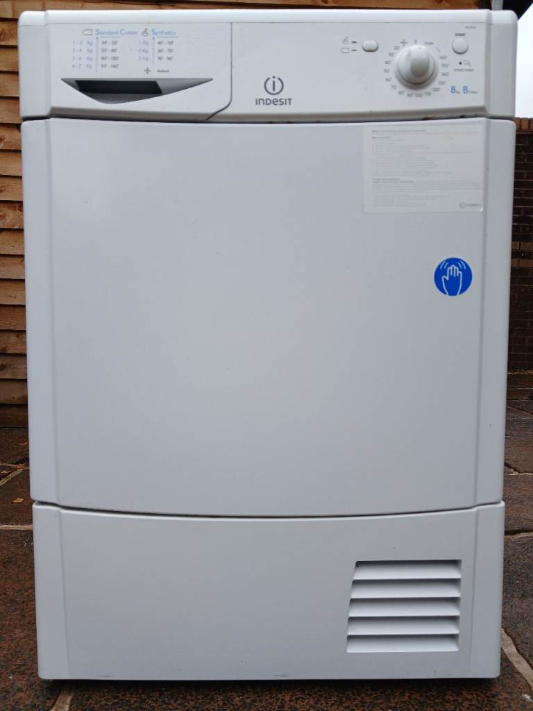 TUMBLE DRYER CONDENSER DRYER LARGE 8 KILOGRAM DRUM  INDESIT SPOTLESS CONDITION CAN DELIVER £160