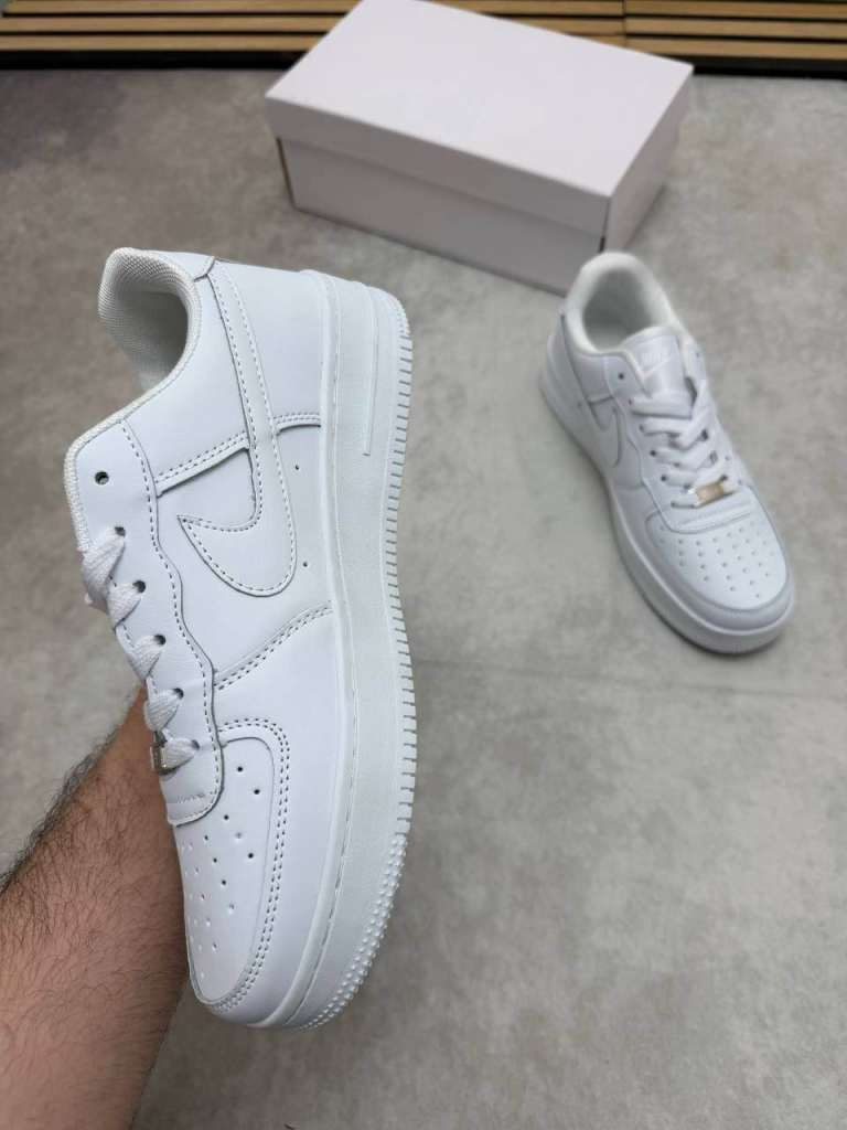 New Nike Air Force 1 Trainers – White, Size 9