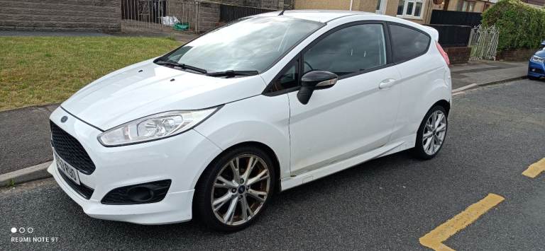 Ford, FIESTA, Hatchback, 2014, Manual, 1560 (cc), 3 doors