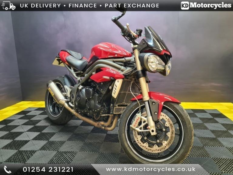 Triumph Speed Triple S 1050 Red