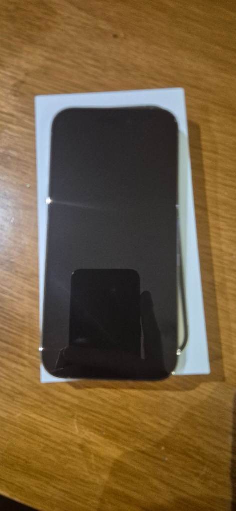 Apple iPhone 14 pro 128gb white
