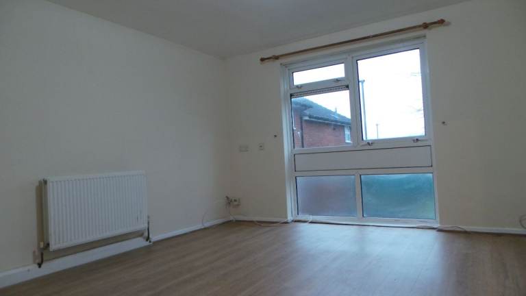 2 Bedroom Ground Floor Apartment LU3 3TX