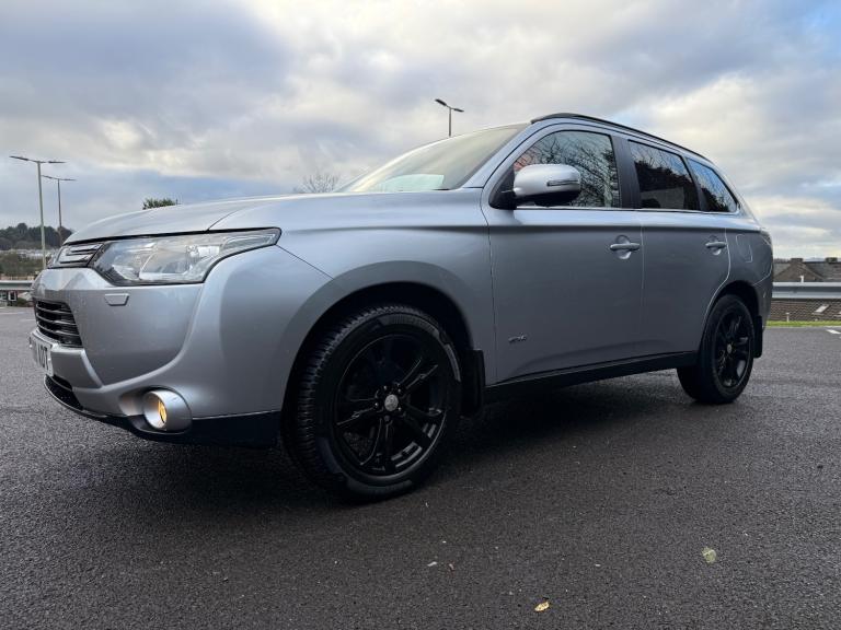 2013 Mitsubishi Outlander 2.2 DI-D GX4 5dr Auto ESTATE Diesel Automatic
