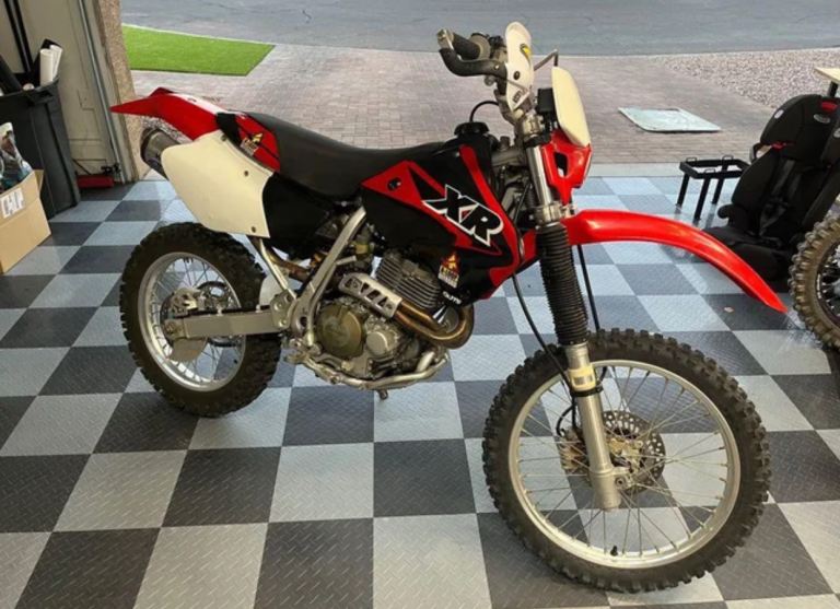 Honda xr250 400 A-Loop Tank & Seat in vgc 