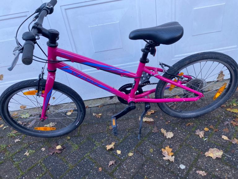 Specialized Hotrock 20 kids bike
