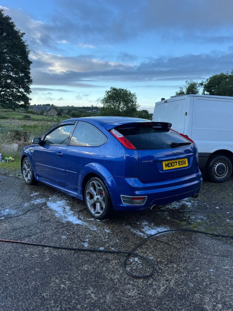 Ford, FOCUS, Hatchback, 2007, Manual, 2522 (cc), 3 doors