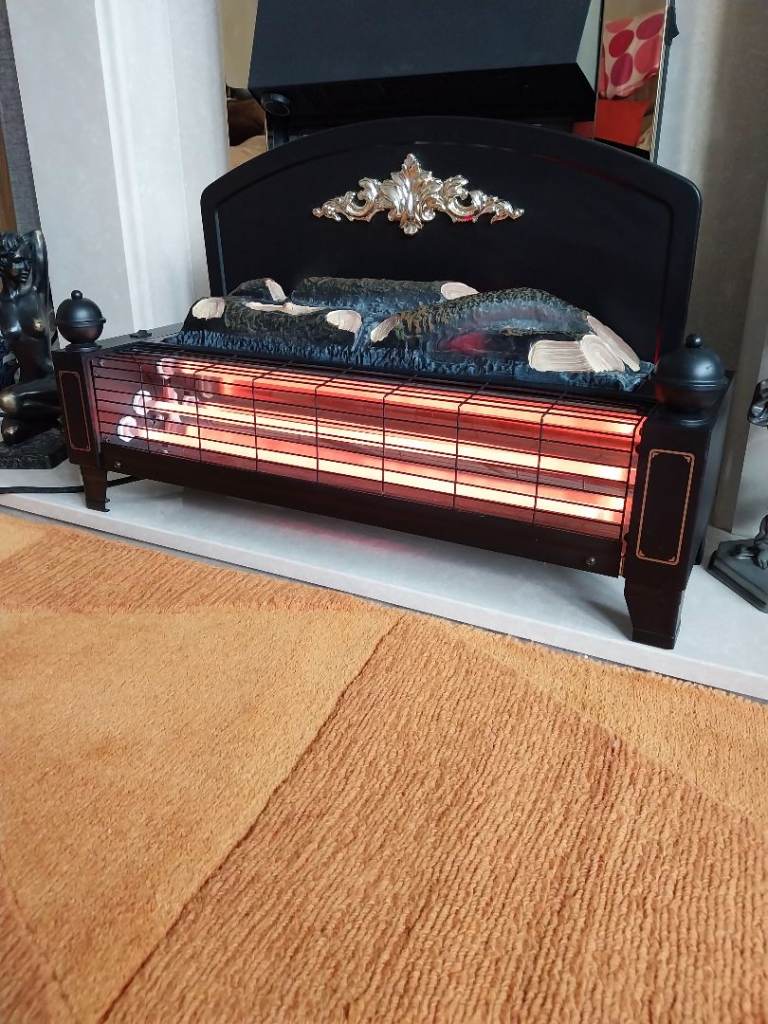 Dimplex freestanding electric fire