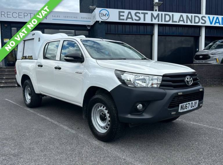 2017 Toyota Hilux 2.4 D-4D Active Pickup Double Cab 4dr Diesel Manual 4WD Euro 6 NO VAT NO VA Pic...
