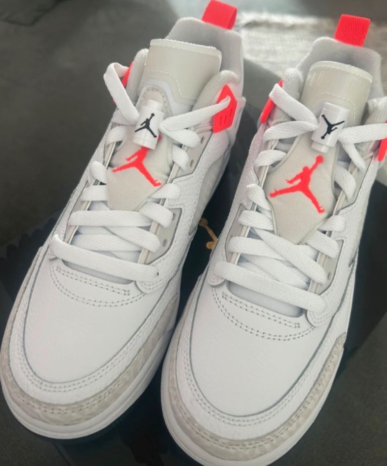 Jordan Spizike Low junior size 5 brand new in box from NYC