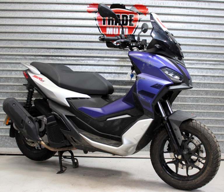2023 73 APRILIA SR 125 GT SPORT SCOOTER LEARNER LEGAL 800mls TRADE SALE NEW MOT