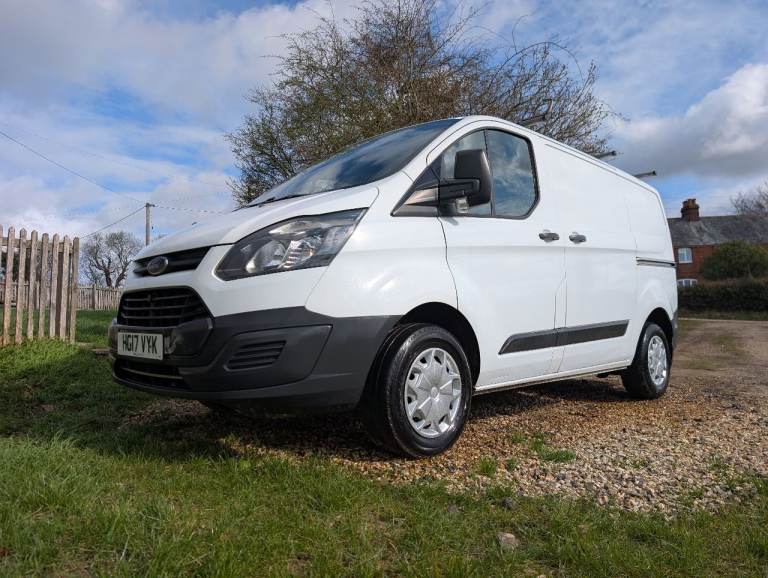 Ford, TRANSIT CUSTOM, Panel Van, 2017, Manual, 1996 (cc) Belt Done 