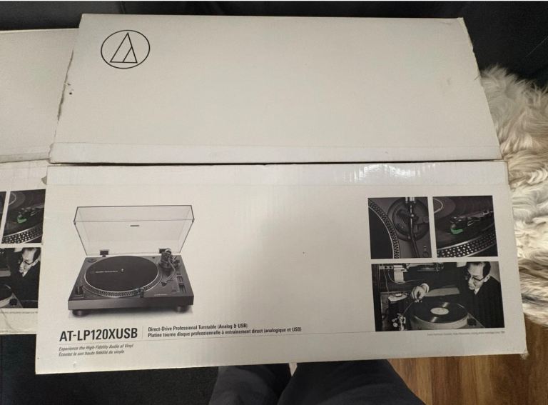Audio Technica AT-LP120X-USB Direct-Drive Turntable Brand New X 2