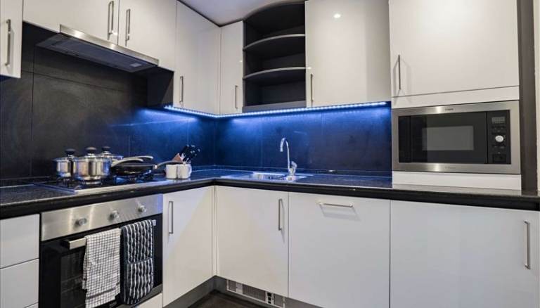Luxury 2 Bedroom Apartments in the Heart of Canary Wharf