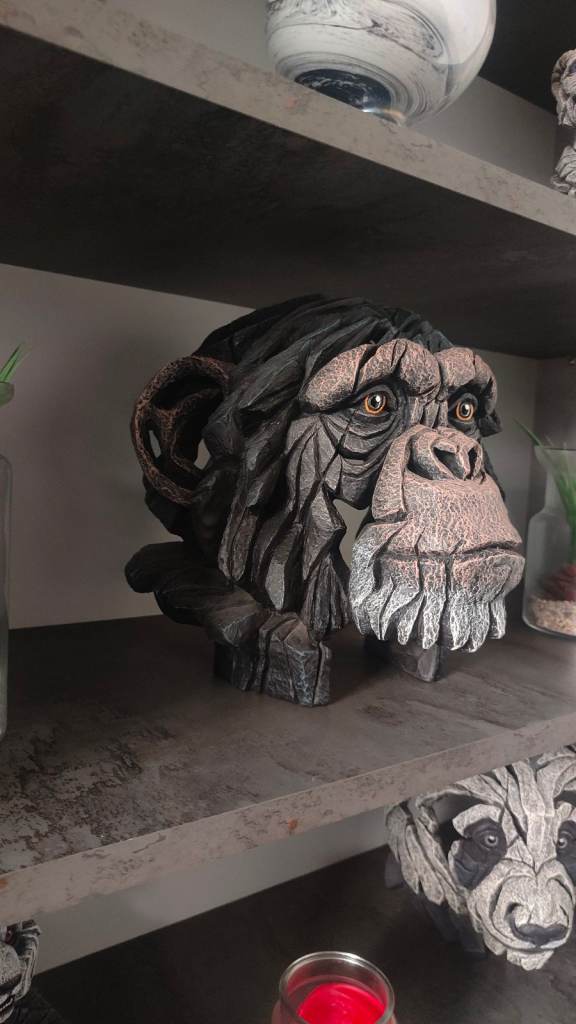 Edge sculpture 