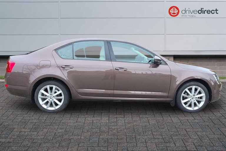 2014 Skoda Octavia 1.4 TSI Elegance Hatchback 5dr Petrol Manual Euro 5 (s/s) (140 ps) Hatchback P...