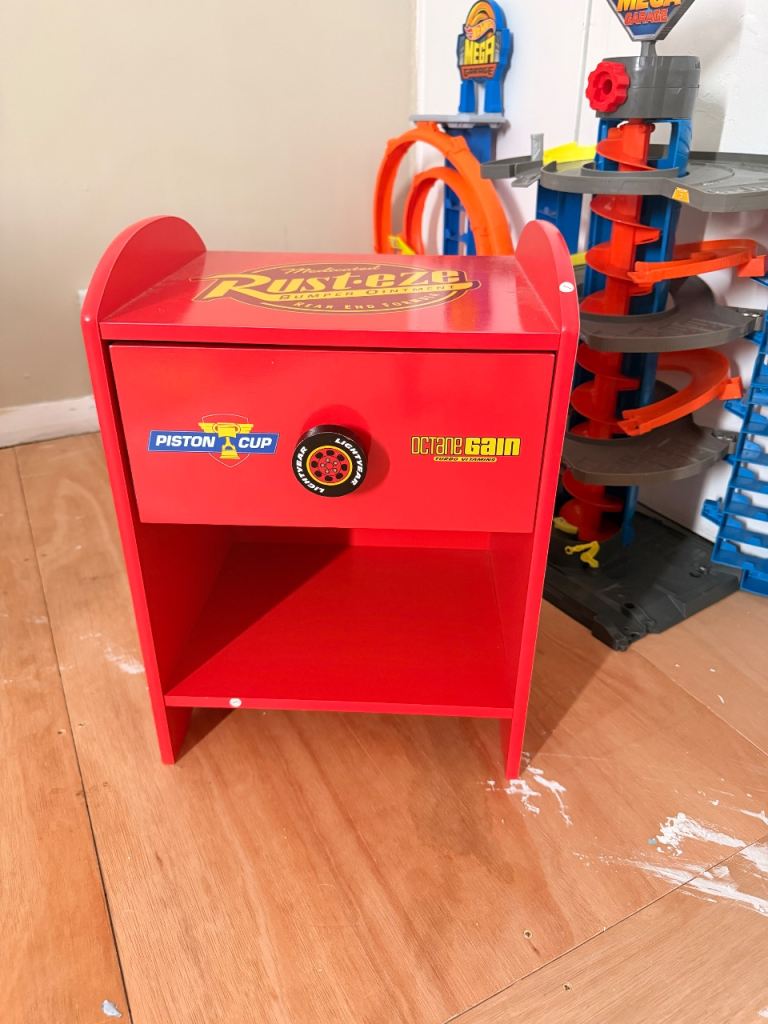 Disney Pixar Cars Rust-eze Wooden Storage Unit with Drawer