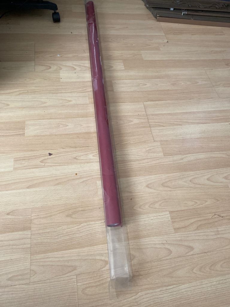 Burgundy roller blind 