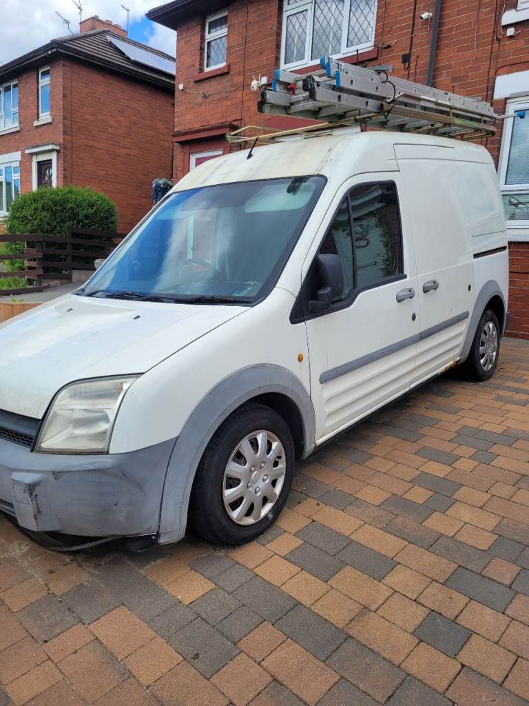 2004 Ford Transit Connect MK1 – Spares or Repairs / Project (With Roof Rack)