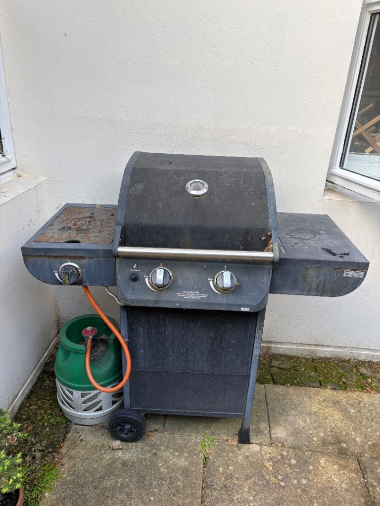 FREE BBQ & Gas Bottle 