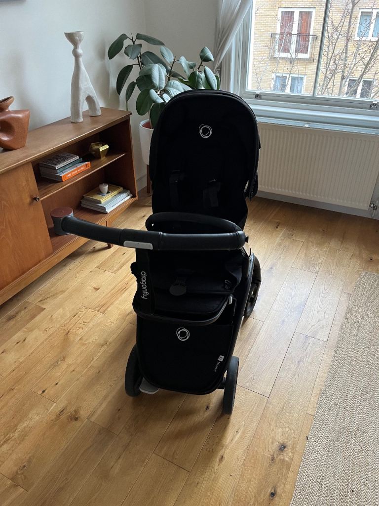 Bugaboo Dragonfly Pushchair Black in Perfect Condition 