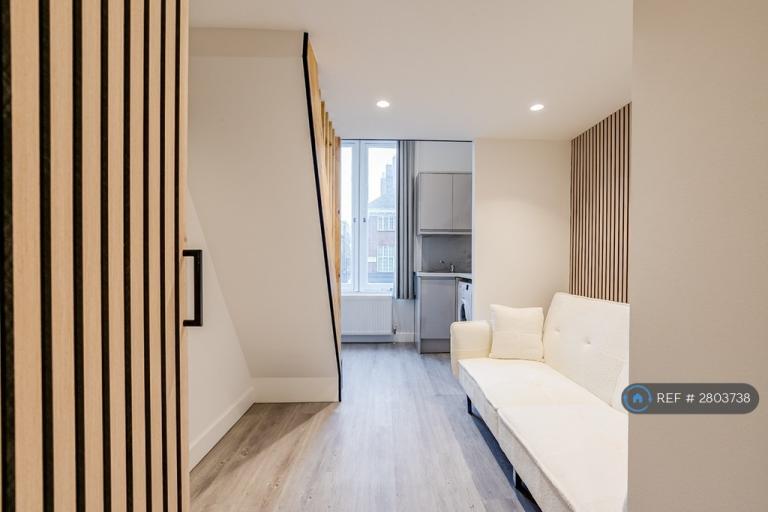 Studio flat in Edgware Road, London, W2 (#2803738)