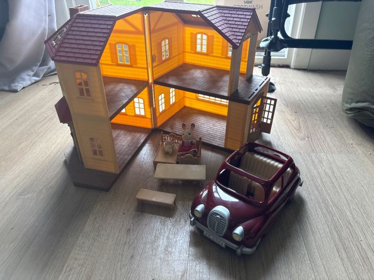 Sylvanian Families House, Furniture & Car Set