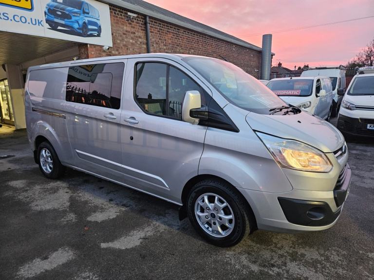 2015 Ford Transit Custom LIMITED LWB 2 2 125 CREWCAB ( CHAIN DRIVEN) Crew Van Diesel Manual