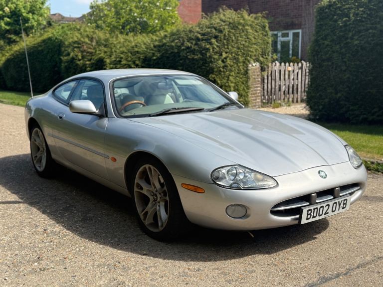 JAGUAR XK8 V8 COUPE AUTOMATIC 4.0 PETROL