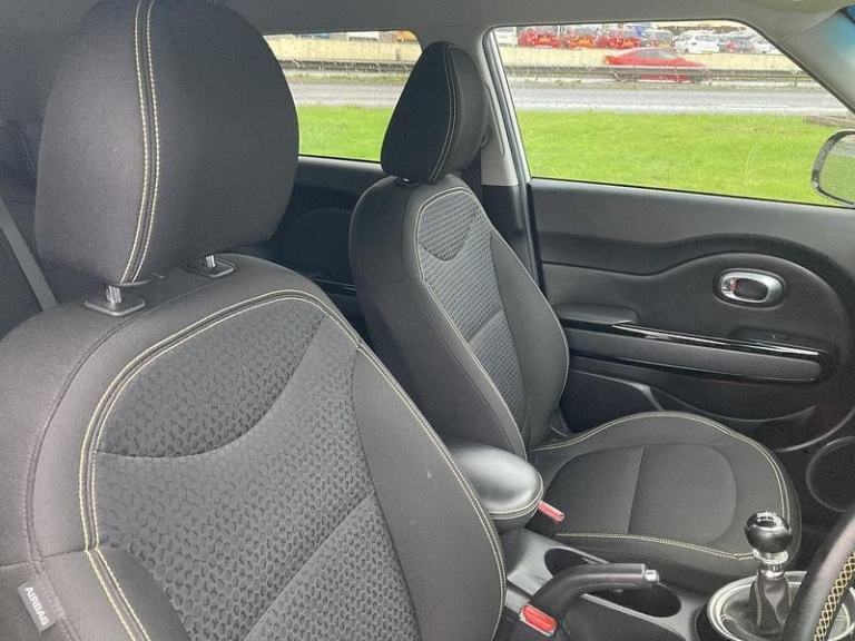 2014 Kia Soul 1.6 CRDi Mixx SUV - New MOT - 116000 Miles