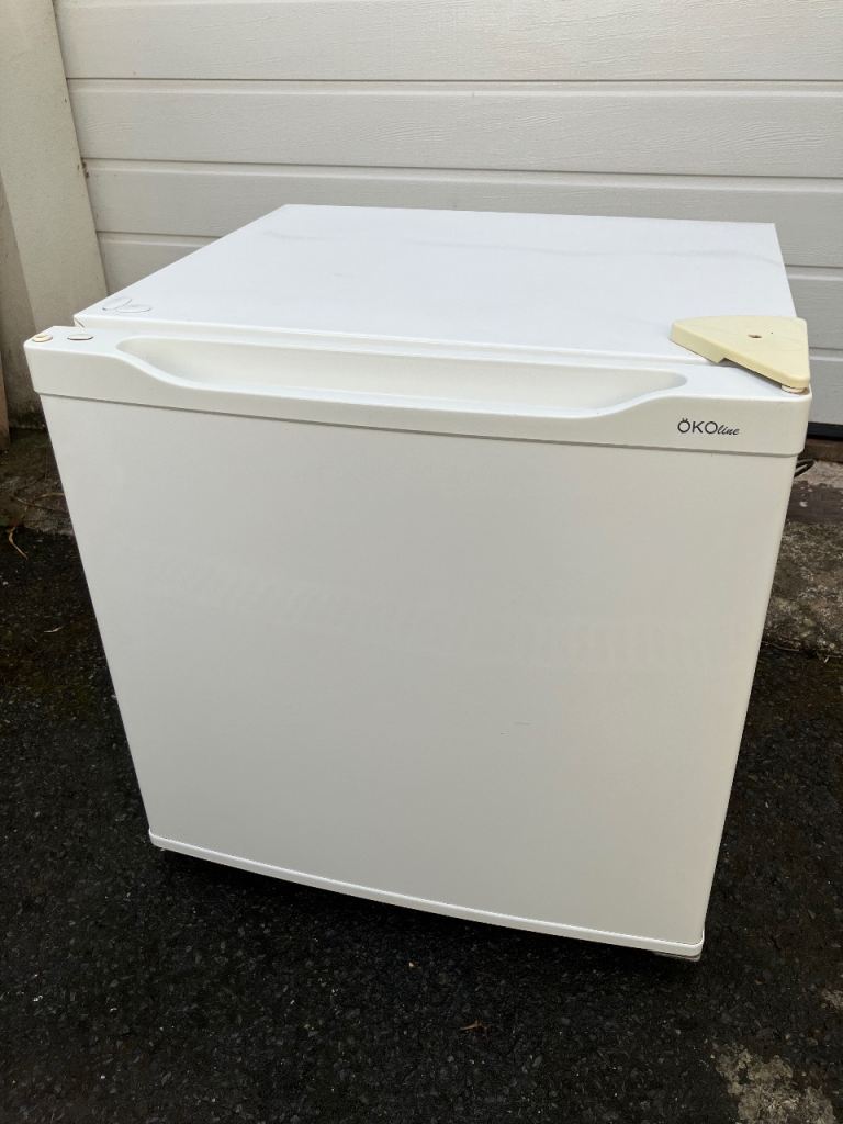 OKOline Mini Fridge / Kühlbox – Good Condition