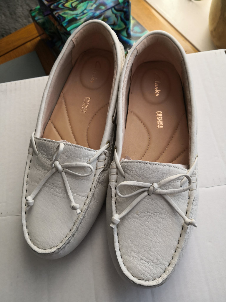 New Clarks ladies shoes. 