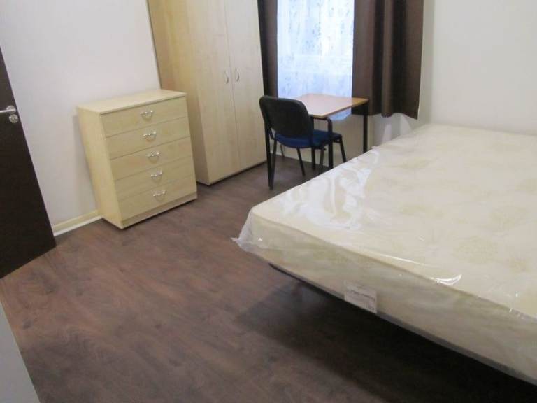 Spacious & Cosy En-suite Room for Rent – SE14 5JN