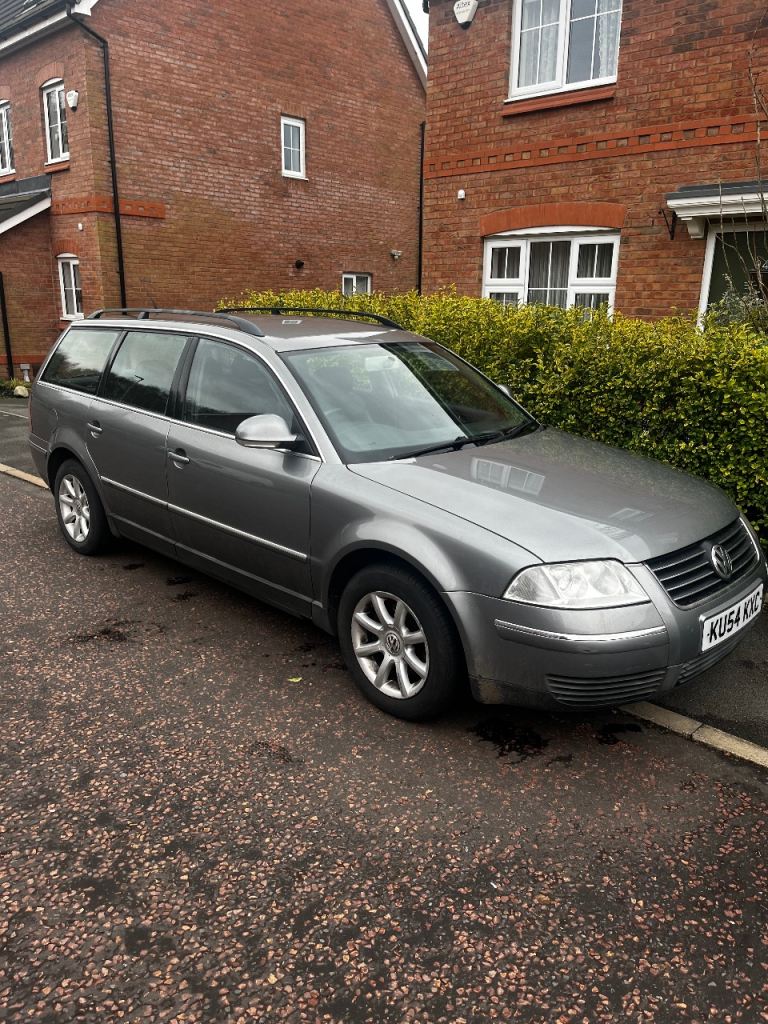 Volkswagen, PASSAT, Estate, 2004, Manual, 1896 (cc), 5 doors