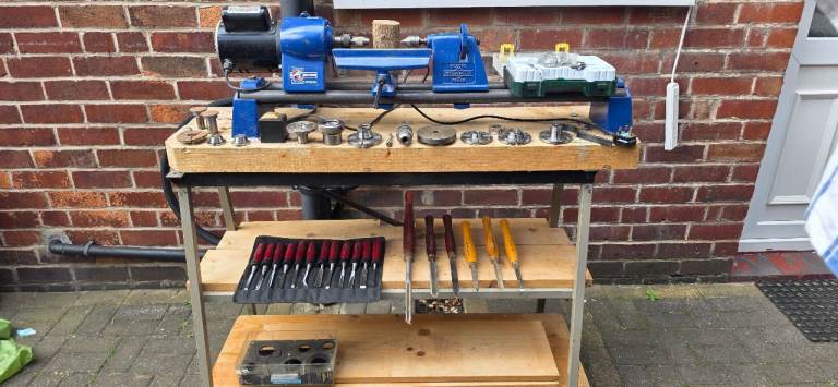Wood Lathe Record DML / 24 with stand, shelving & lots of tooling