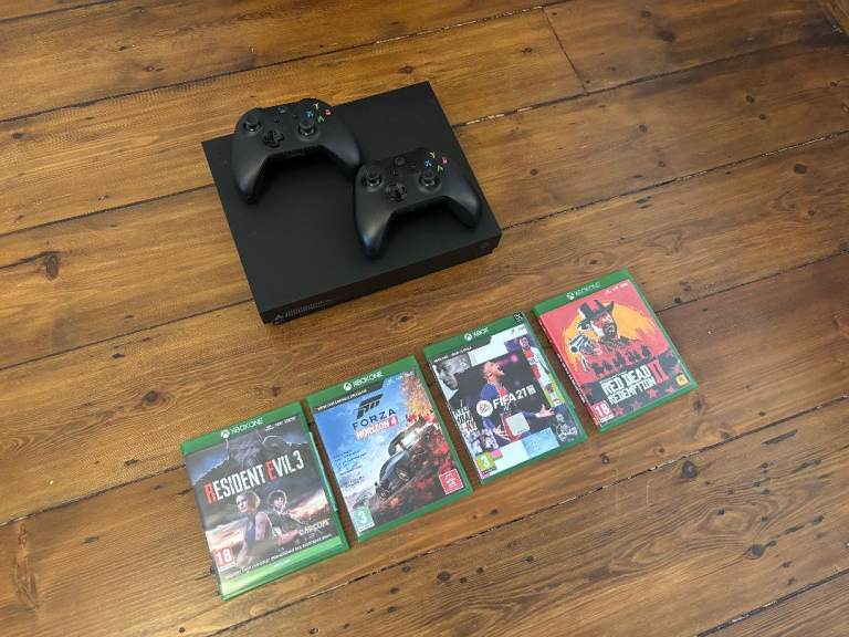 Xbox One X (4k) with Elden Ring, Red Dead 2, Forza 4, Resident Evil 3 and FIFA 21 (£80)