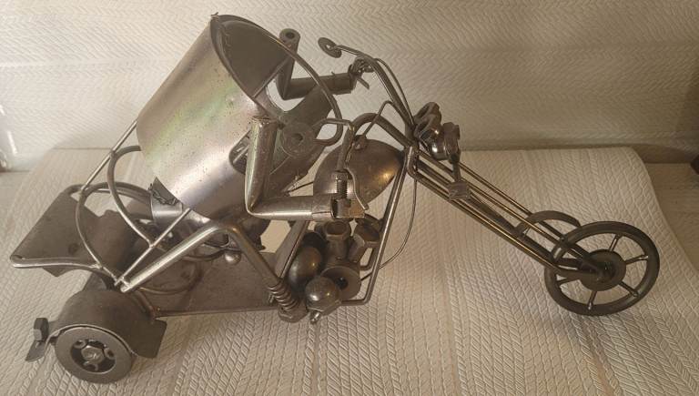 steampunk Motorcycle Bike  Bottle Holder Metal 3 Wheeler With Helmet Head Hair