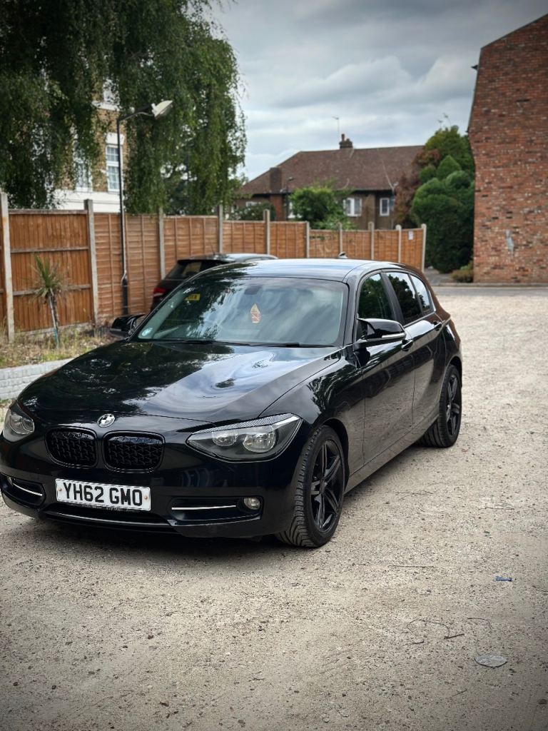 BMW, 1 SERIES, Hatchback, 2012, Manual, 1995 (cc), 5 doors
