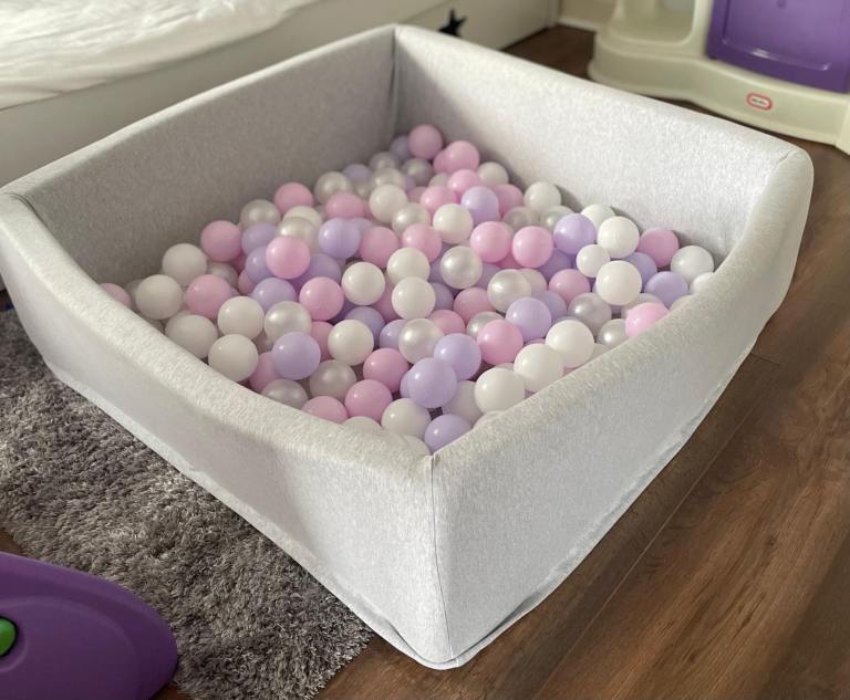 Ball pit