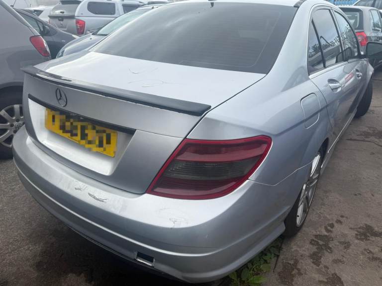 Breaking spare parts Mercedes c class w204 