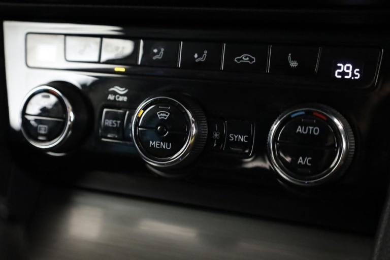 2020 Skoda Superb 1.4 TSI iV SE L DSG 5dr ESTATE PETROL/ELECTRIC Automatic