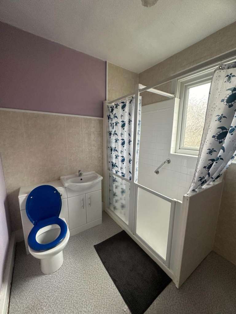 🏠 BRIGHT DOUBLE ROOM IN TOTTENHAM HALE — AVAILABLE NOW 🛏️