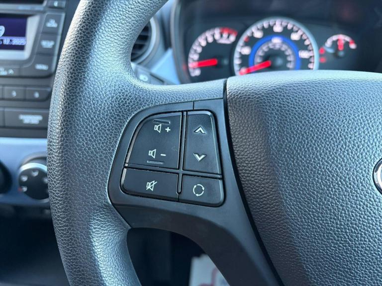 2015 Hyundai i10 1.0 SE Euro 5 5dr HATCHBACK Petrol Manual