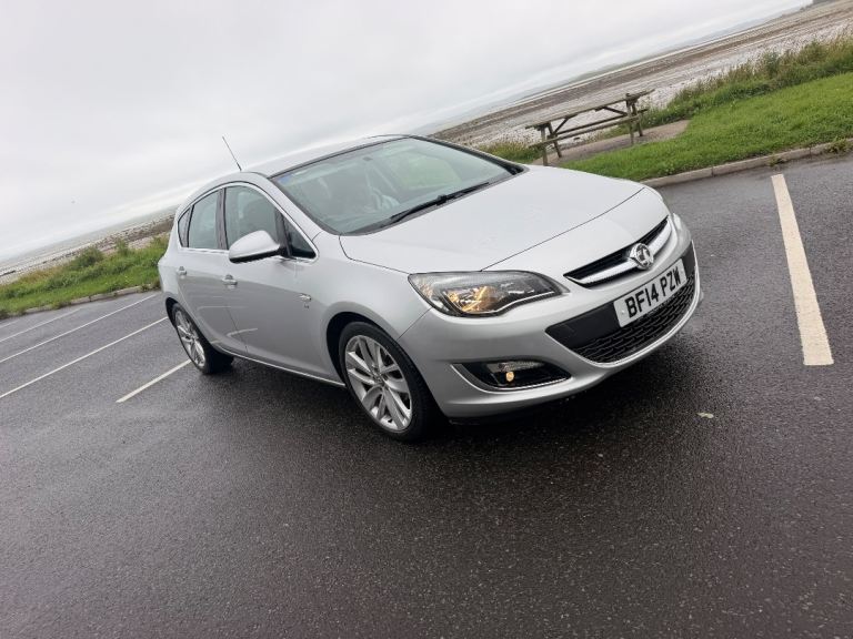 Vauxhall, ASTRA, Hatchback, 2014, Manual, 1598 (cc), 5 doors