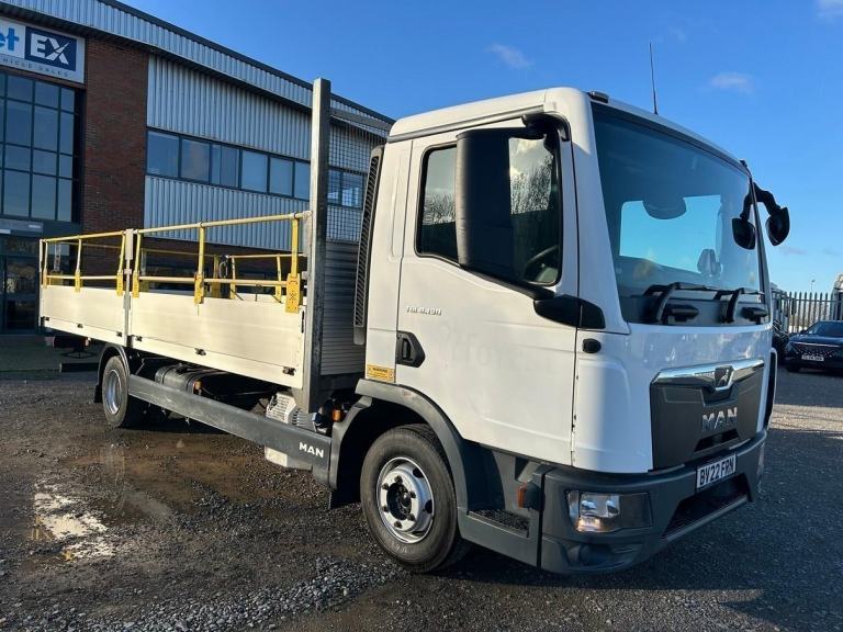 MAN TGL 8.190 7.5-TONNE DROPSIDE FLAT 2022 – BV22 FRN