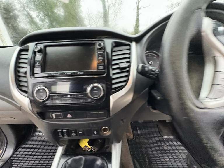 2018 Mitsubishi L200 L200 Barbarian DI-D 4x4 DIESEL Manual