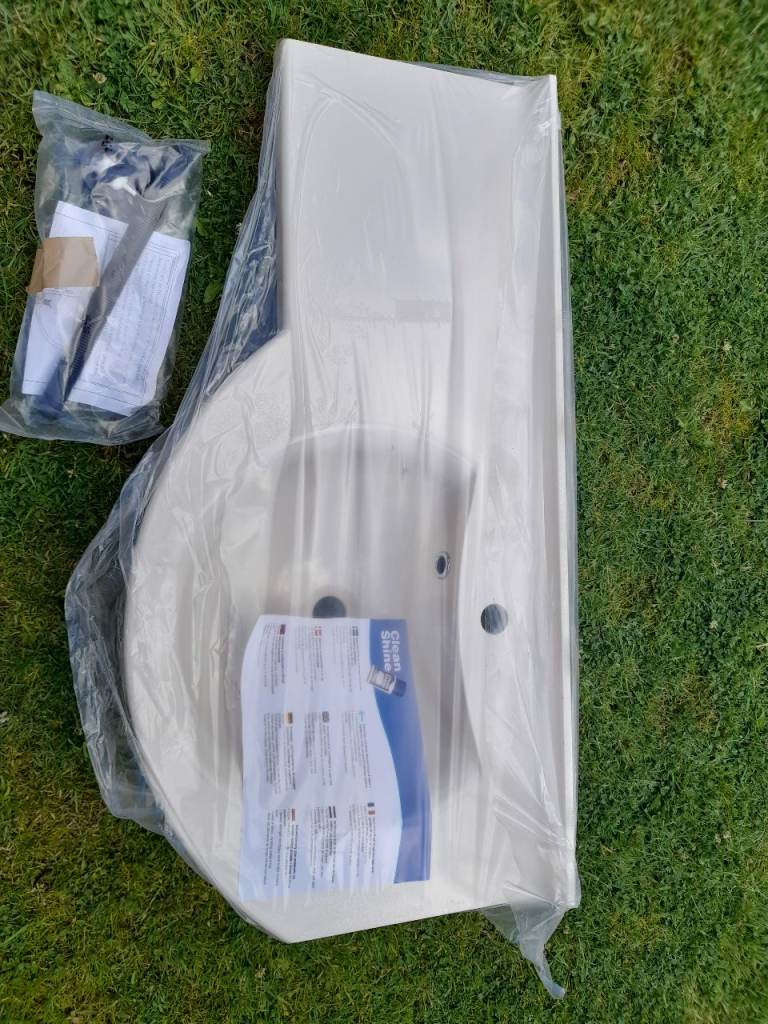 Brand New cream  Ceramic Bathroom Sink/Basin