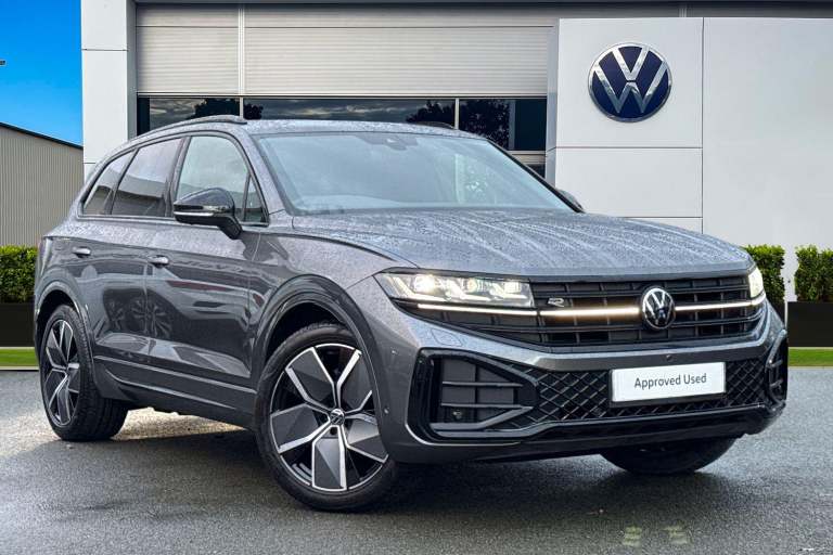 2025 Volkswagen Touareg 3.0 V6 TDI 4Motion 286 Black Edition 5dr Tip Auto | Tow Bar | Heated Seat...