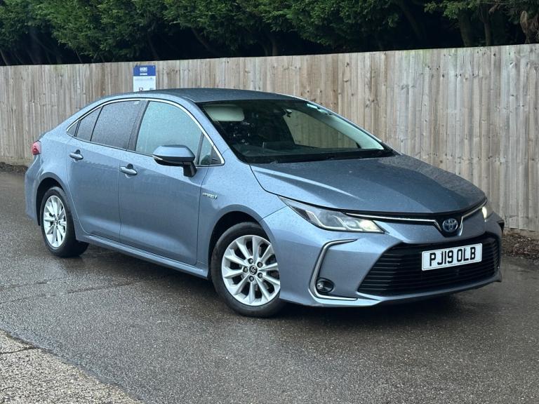 2019 TOYOTA COROLLA 1.8 VVT-i Hybrid Icon - PCO READY - Free Delivery! - 