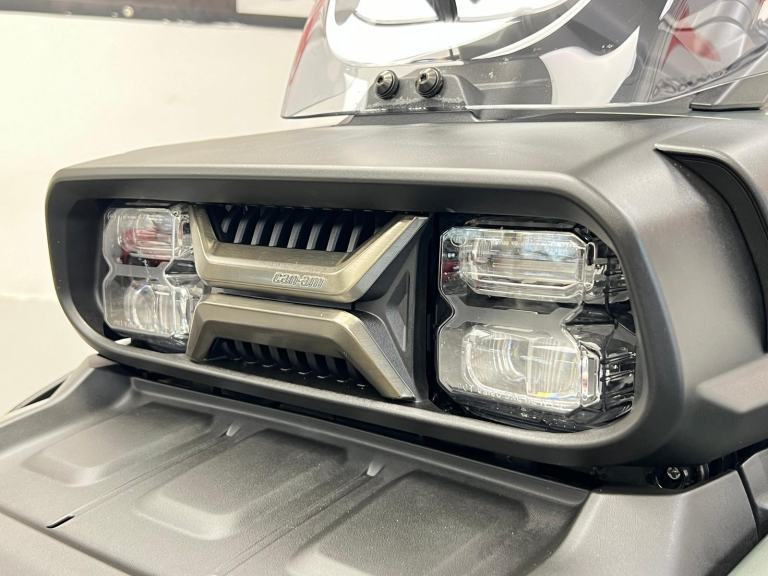 2025 Can-Am Canyon Redrock Semi Automatic Trike with 800 Miles 