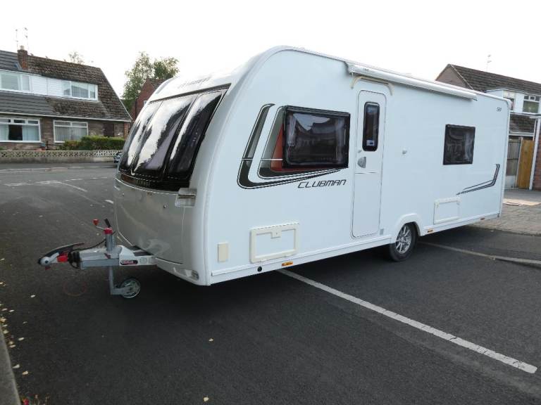 Lunar Clubman SB 2013 FIXED SINGLE BEDS